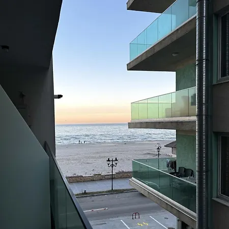 First Line Sea View 103 *